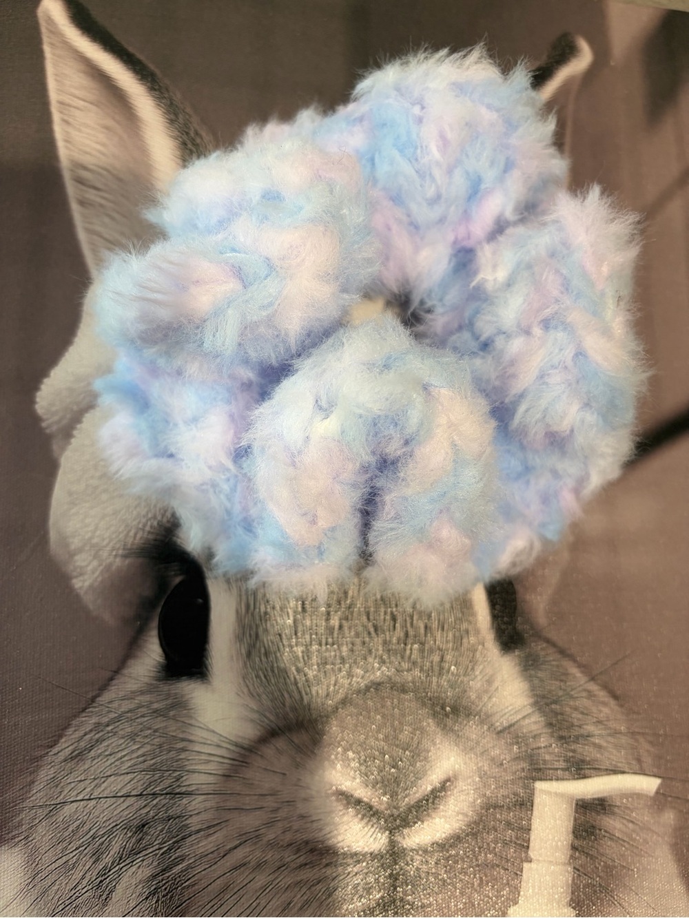 Buy Now-ONE Scrunchie with the fur - Picture 8 of 11